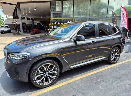 BMW X3 2.0 16V HÍBRIDO X LINE XDRIVE30E STEPTRONIC BMW X3 2.0 16V HÍBRIDO X LINE XDRIVE30E STEPTRONIC